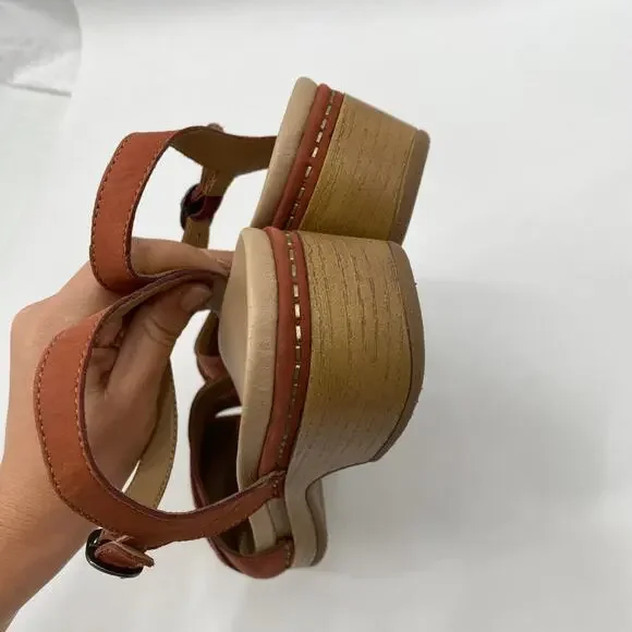 Dansko Betsey Clogs - Picture 7 of 8